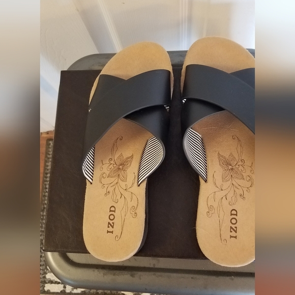 Izod Women's Black Flip Flop Open Toe Cross Strap Slip On Size 6M - Picture 7 of 12